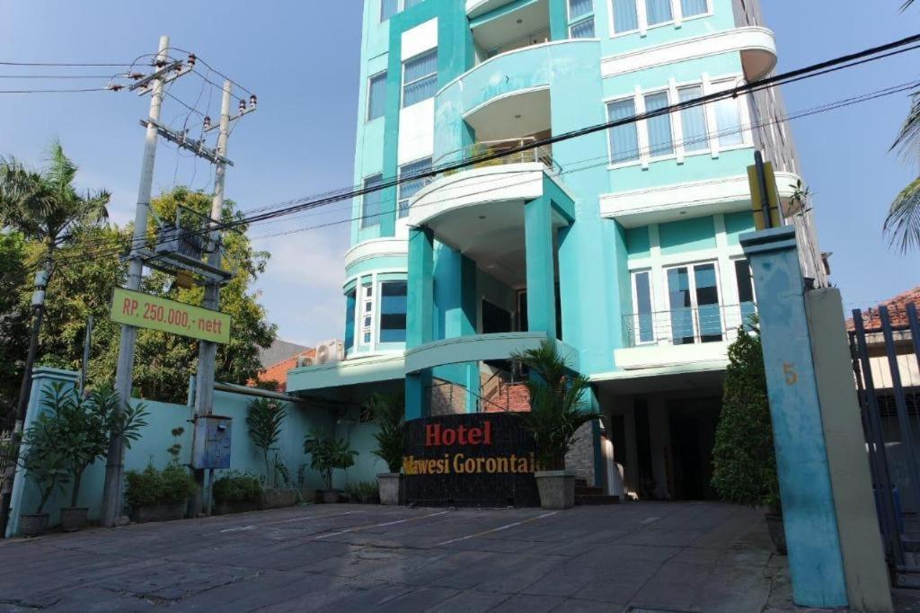 Hotel Sulawesi Gorontalo Сурабая Экстерьер фото